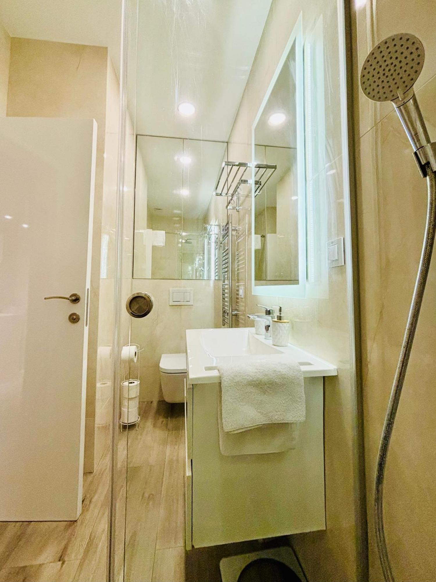 Lirra Luxe - Central Belgrade Apartments エクステリア 写真